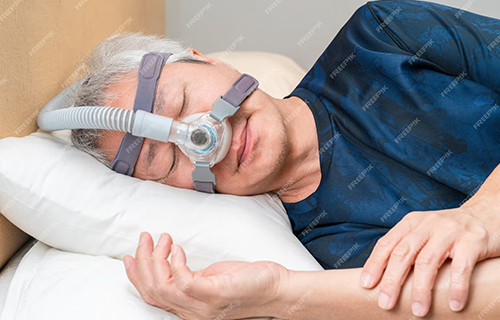 What is the difference between cpap and bipap?